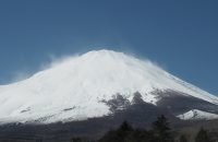 No.114　富士山に雪けむり